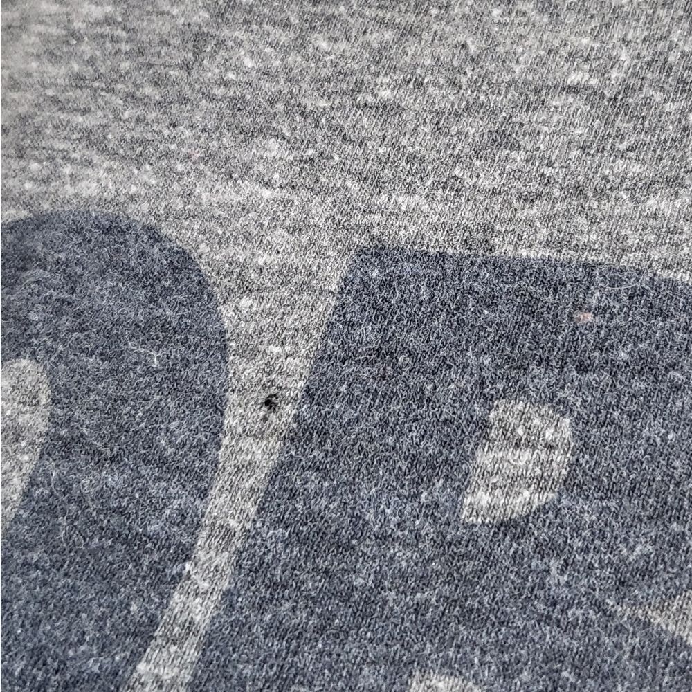 Obey tshirt - Picture 3 of 7